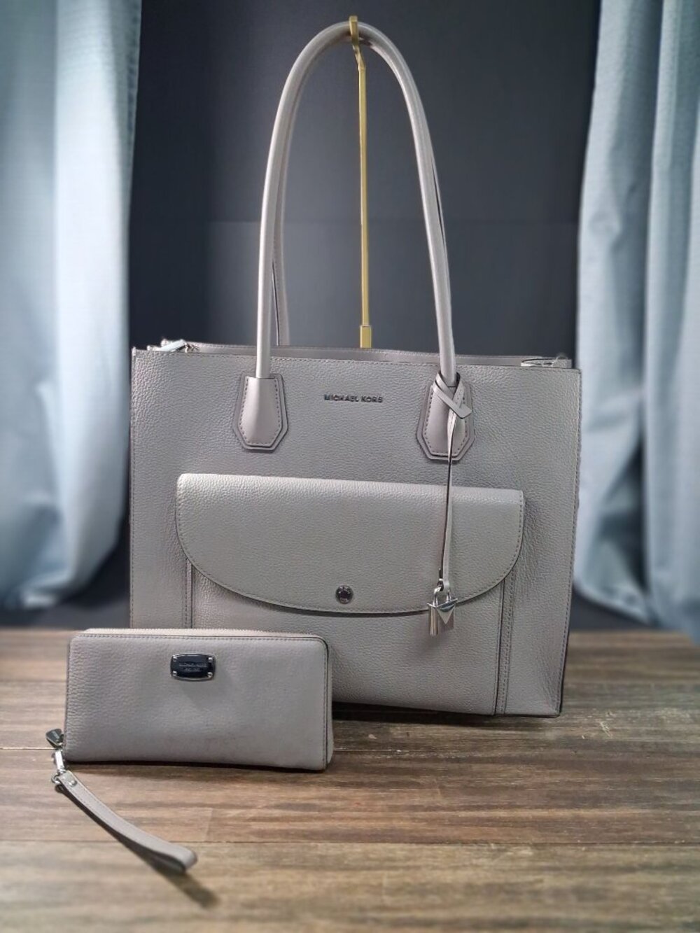 Michael Kors Tote Mercer Pebbled Leather Grey with Wallet